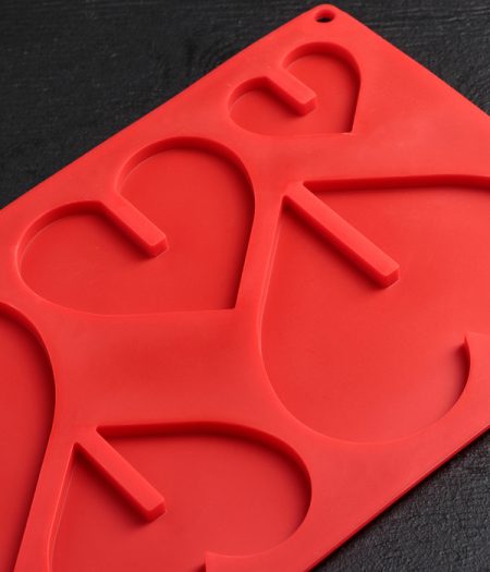 Форма для шоколада «Сердце 3D», 17×29 см, 6 ячеек (8,5×6,2 см), МИКС